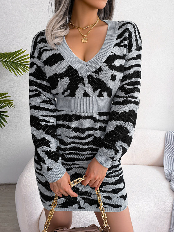 High Waisted Long Sleeves Split-Joint Tiger Skin Pattern V-Neck Mini Dresses Sweater Dresses by migunica