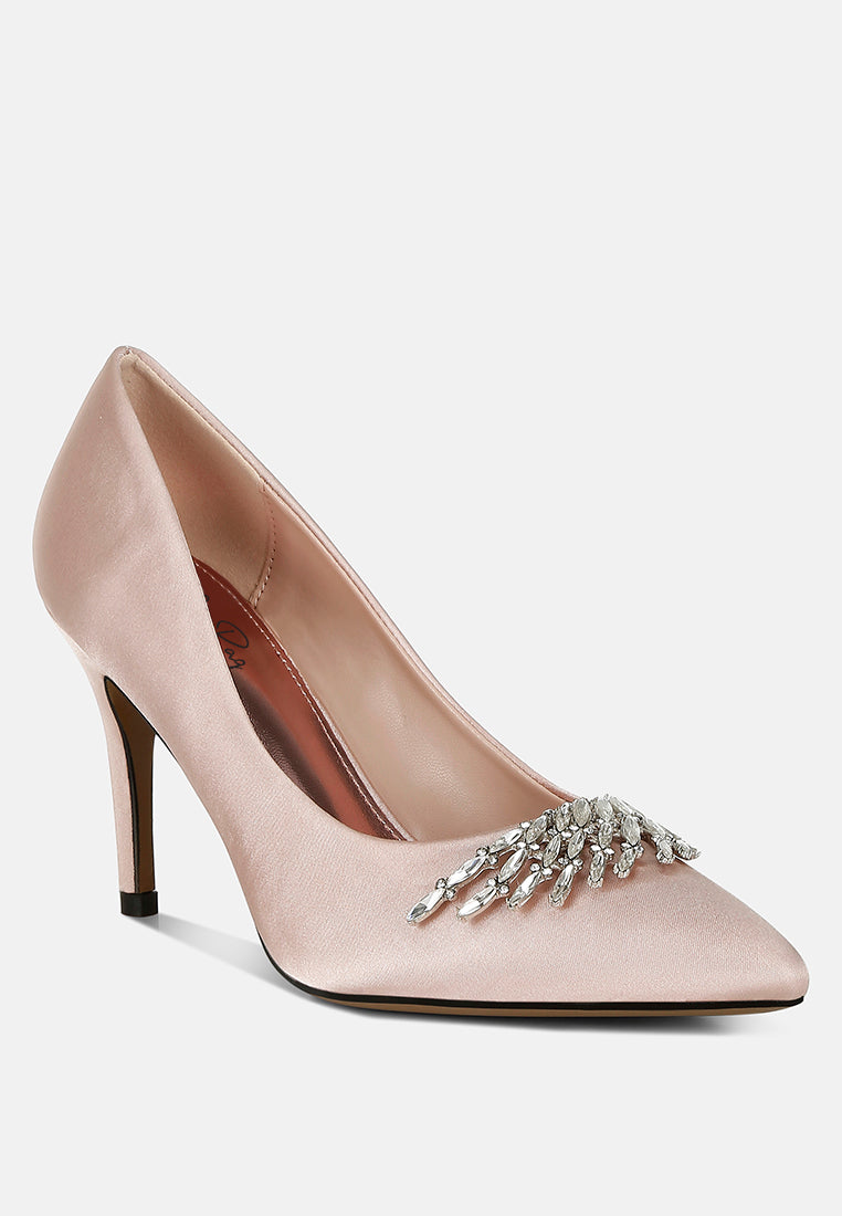 Blush Diamante Brooch Detail Satin Pumps by London Rag – satin pointed-toe pumps with a diamante brooch detail, stiletto heel, and cushioned insole, side profile view