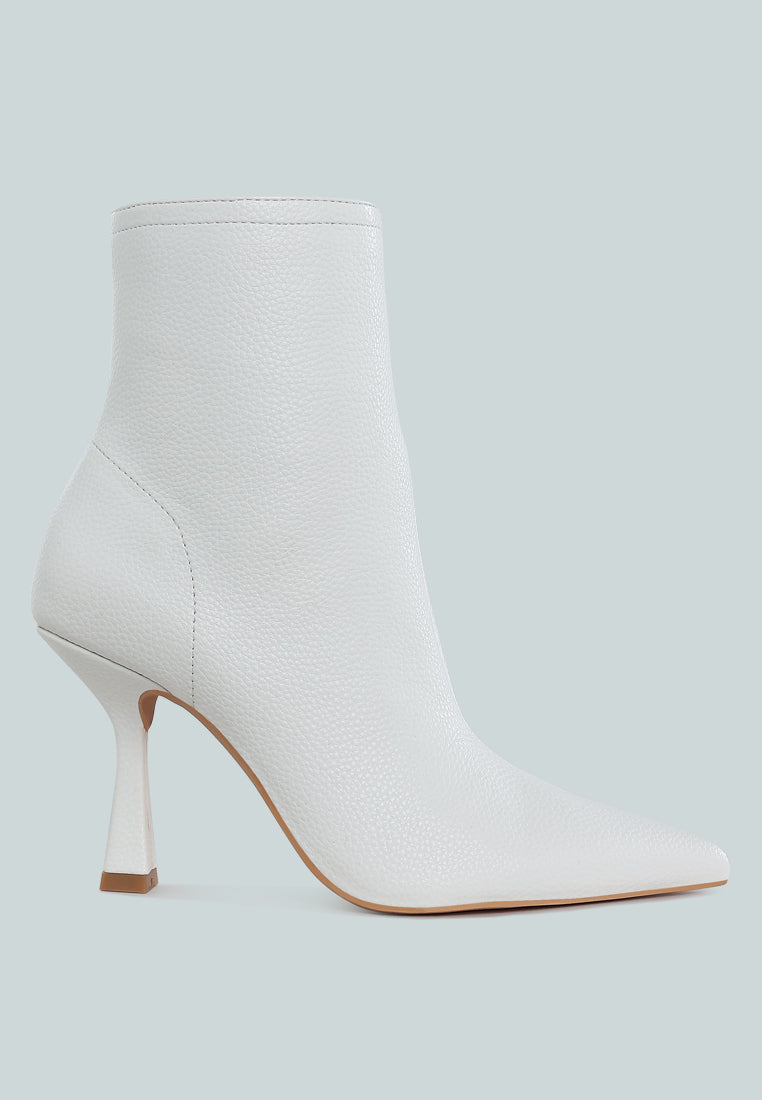 Pointed Toe Ankle Boots by MODE