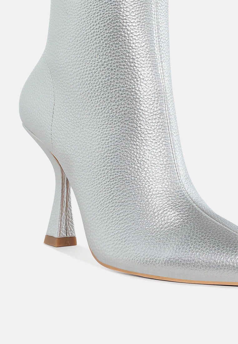 Pointed Toe Ankle Boots by MODE