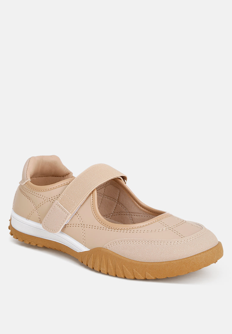 Kairus Adjustable Strap Closure Sneakers
