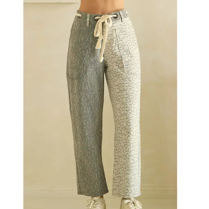 Two Tone Daisy Floral Barrel Pants