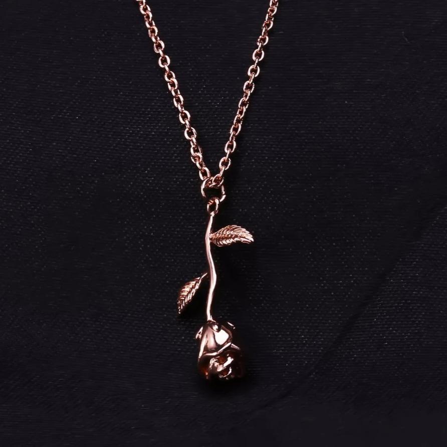 Aimyon Rose Necklace by Marigold Shadows