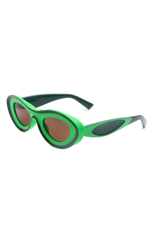 Retro Oval Bold Futuristic Sunglasses - side profile view