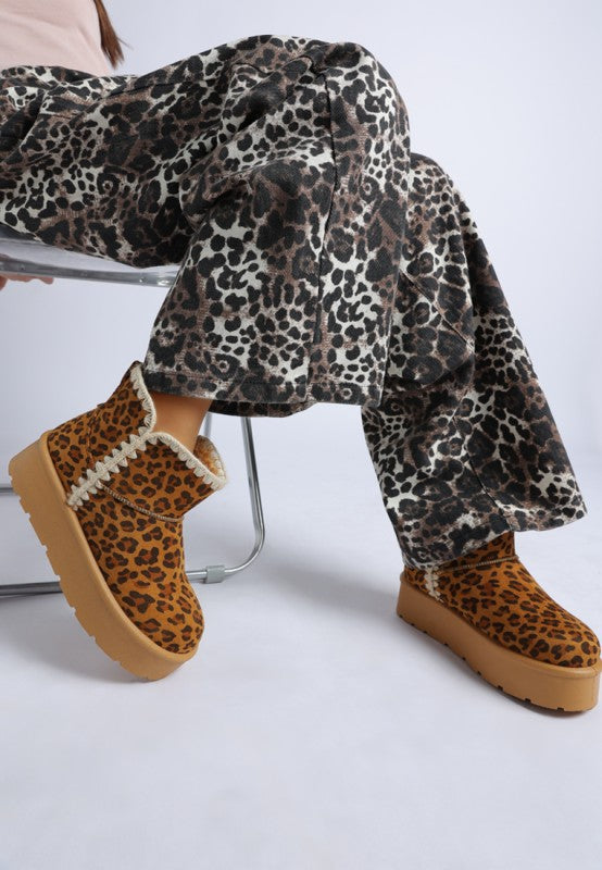 Rochas Leopard Print Snow Boots - back view